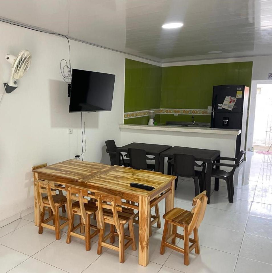 Cabanas Melany โกเวญาส ภายนอก รูปภาพ